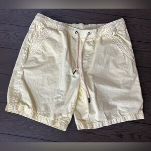 Union Men’s Yellow Shorts Size L NWOT